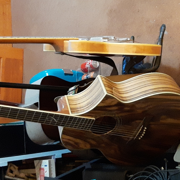 Discounted merch. - Picture 8 of 13